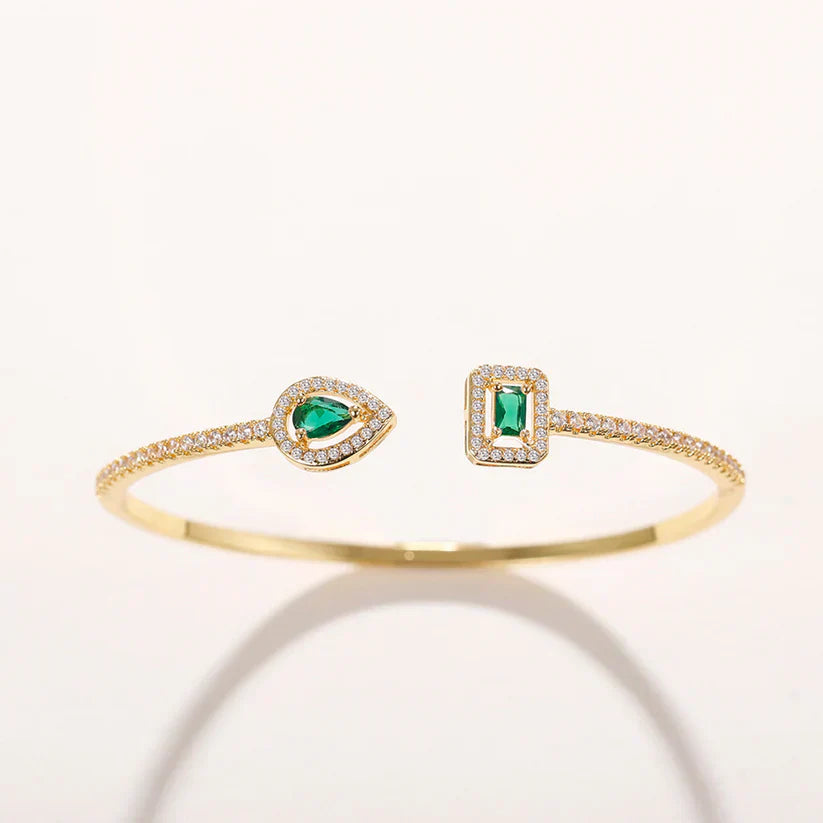 Elegant Gold Sculptural Bracelet