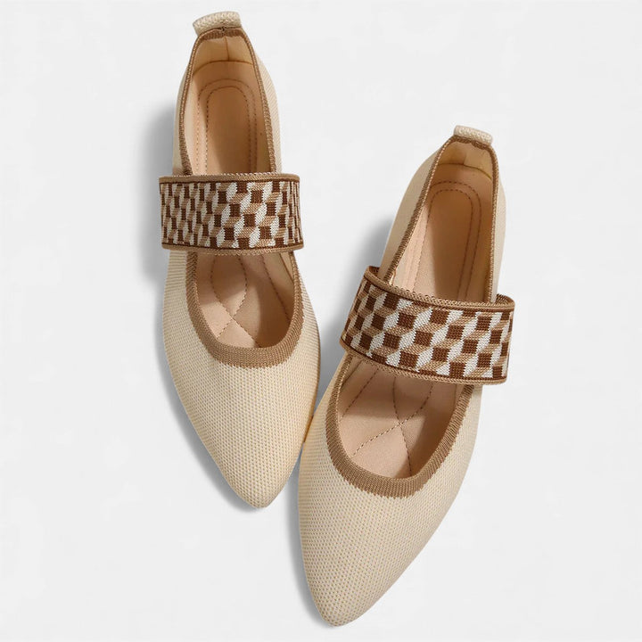 Cleo - Point Flats