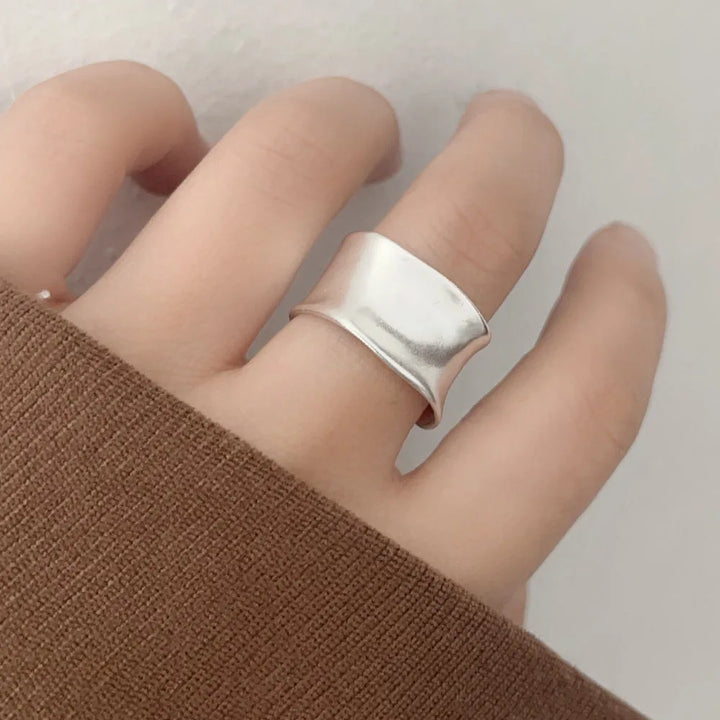 Vintage Adjustable Ring in Gold and Silver