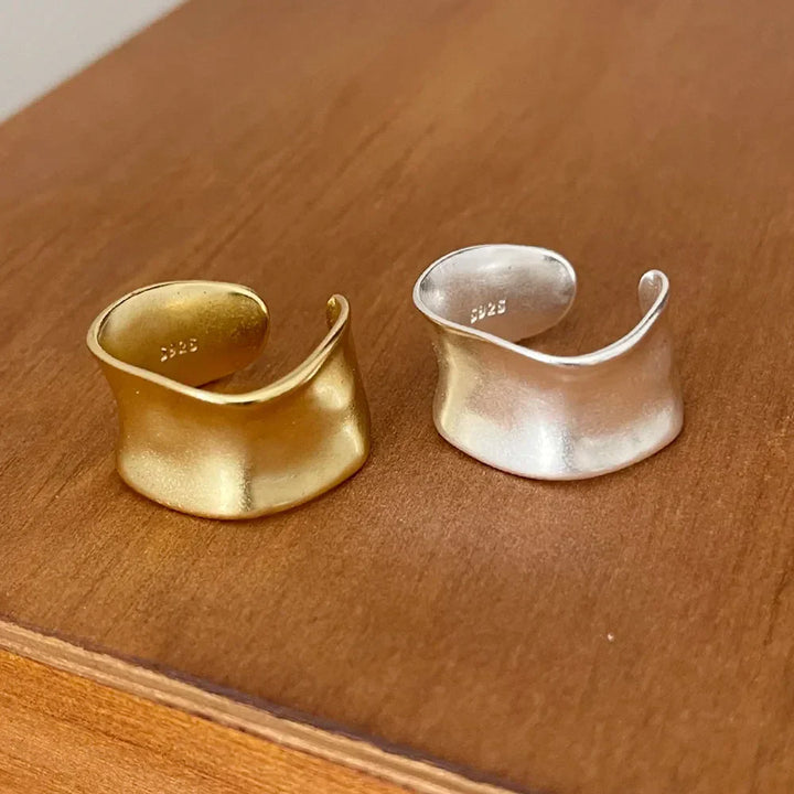 Vintage Adjustable Ring in Gold and Silver